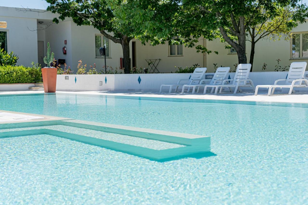 Hotel Le Mimose San Teodoro  Ngoại thất bức ảnh